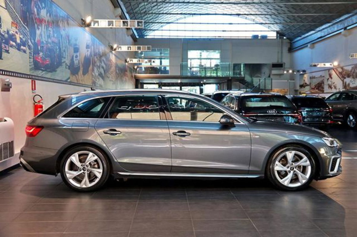 Audi A4 Avant 35 2.0 tdi mhev Business Advanced 163cv s-tronic (2)