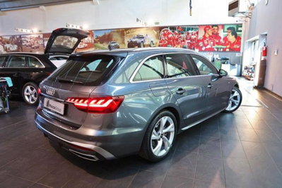 Audi A4 Avant 35 2.0 tdi mhev Business Advanced 163cv s-tronic (8)