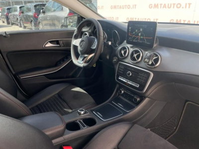 Mercedes-Benz CLA Shooting Brake 200 d Automatic Premium Dark Night (11)