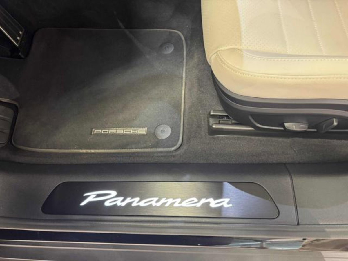 Porsche Panamera 2.9 4S auto (9)