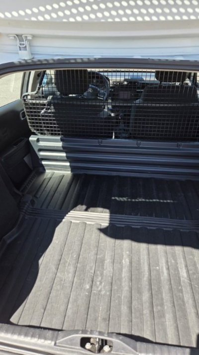 Citroen C3 BlueHDi 100 S&S Van Feel (18)