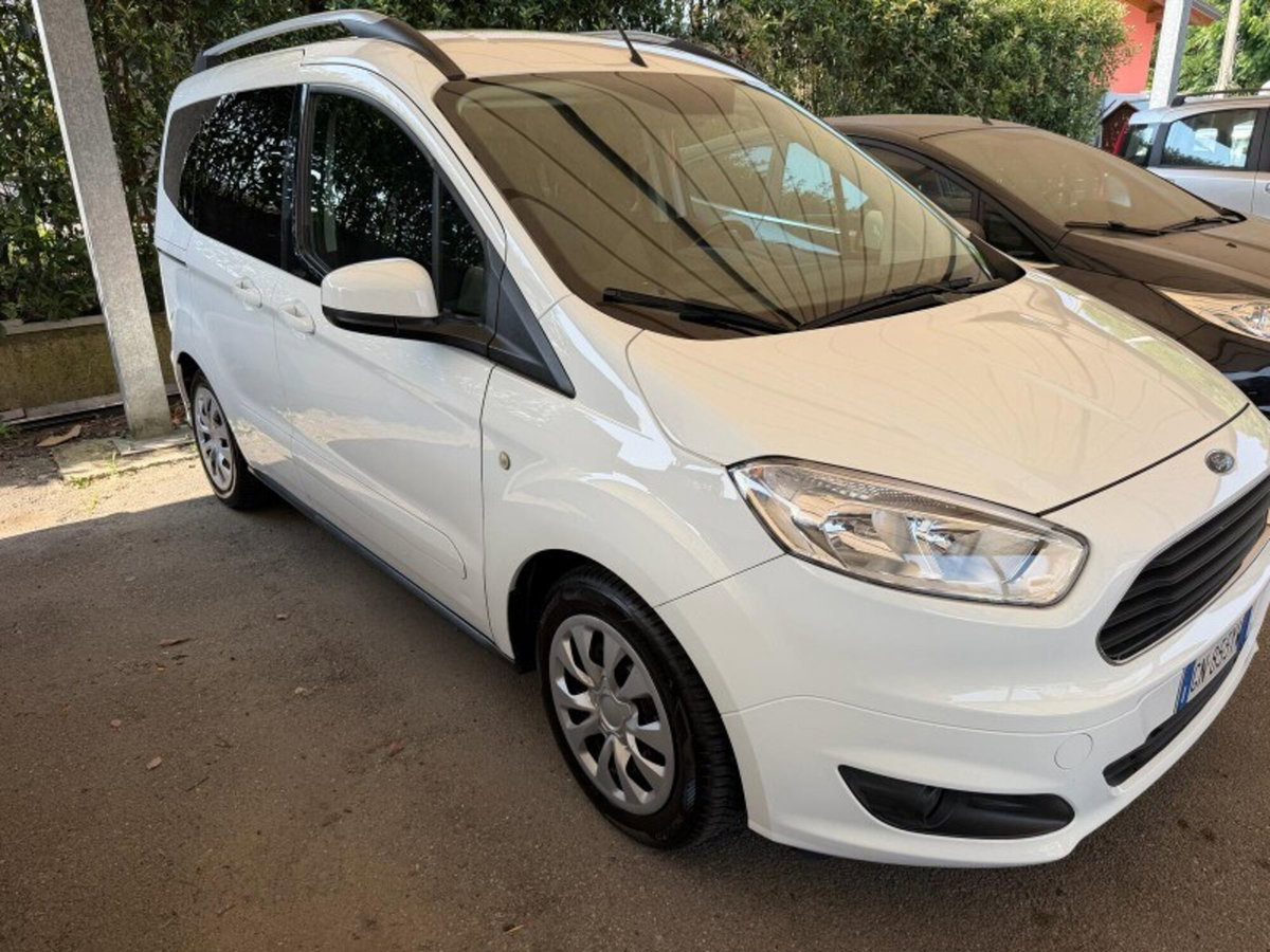 Ford Tourneo Courier 1.0 EcoBoost 100 CV Plus (16)