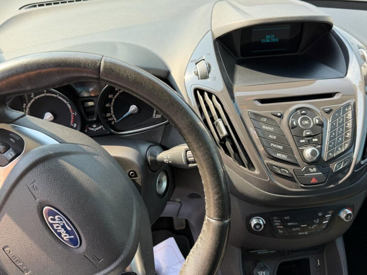 Ford Tourneo Courier 1.0 EcoBoost 100 CV Plus (7)