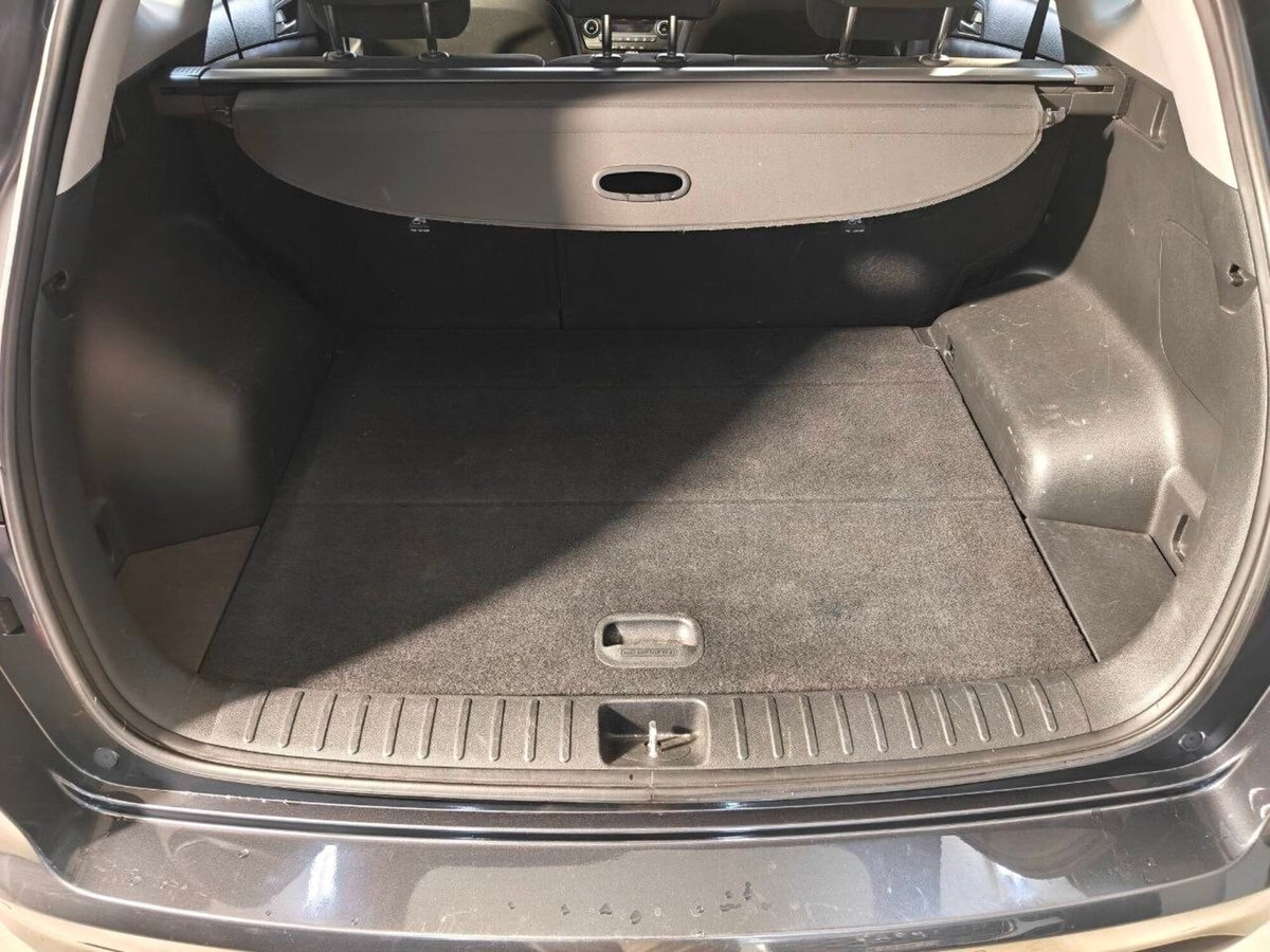Hyundai Tucson 1.6 CRDi XTech (15)