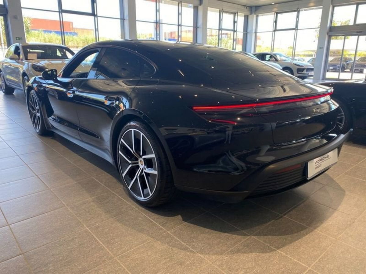 Porsche Taycan Performance Battery Plus (6)