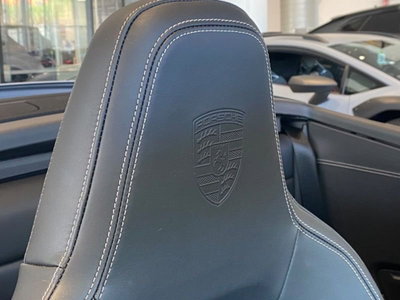 Porsche 911 Cabrio 3.0 Carrera 394cv auto (14)