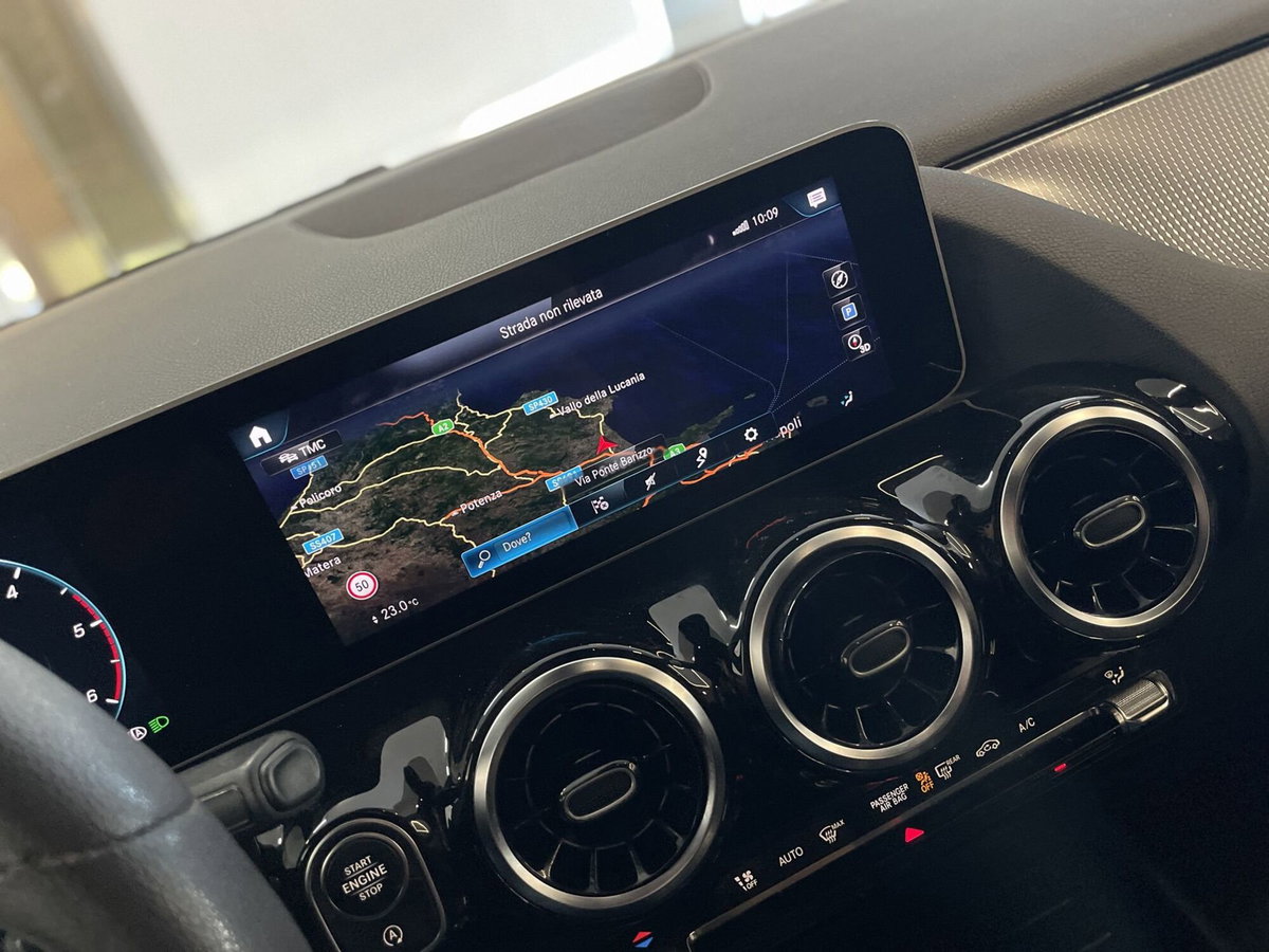 Mercedes-Benz Classe B 180 d Sport Plus (15)
