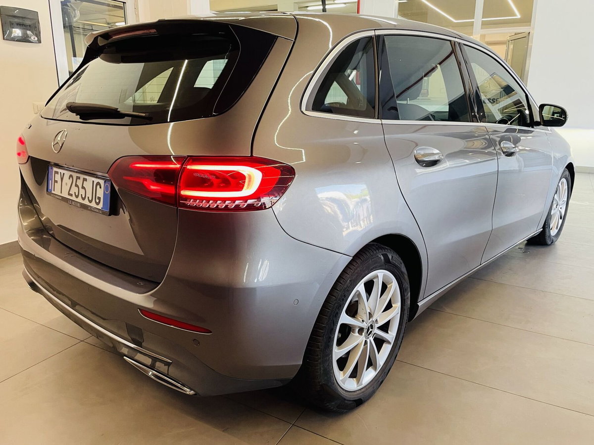 Mercedes-Benz Classe B 180 d Sport Plus (4)