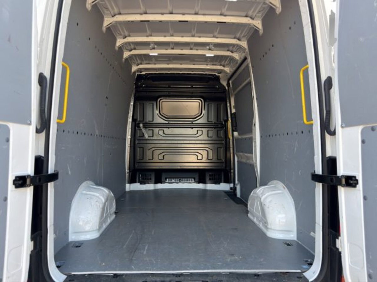 Volkswagen Veicoli Commerciali Crafter Furgone 35 2.0 tdi 140cv L3H3 (15)