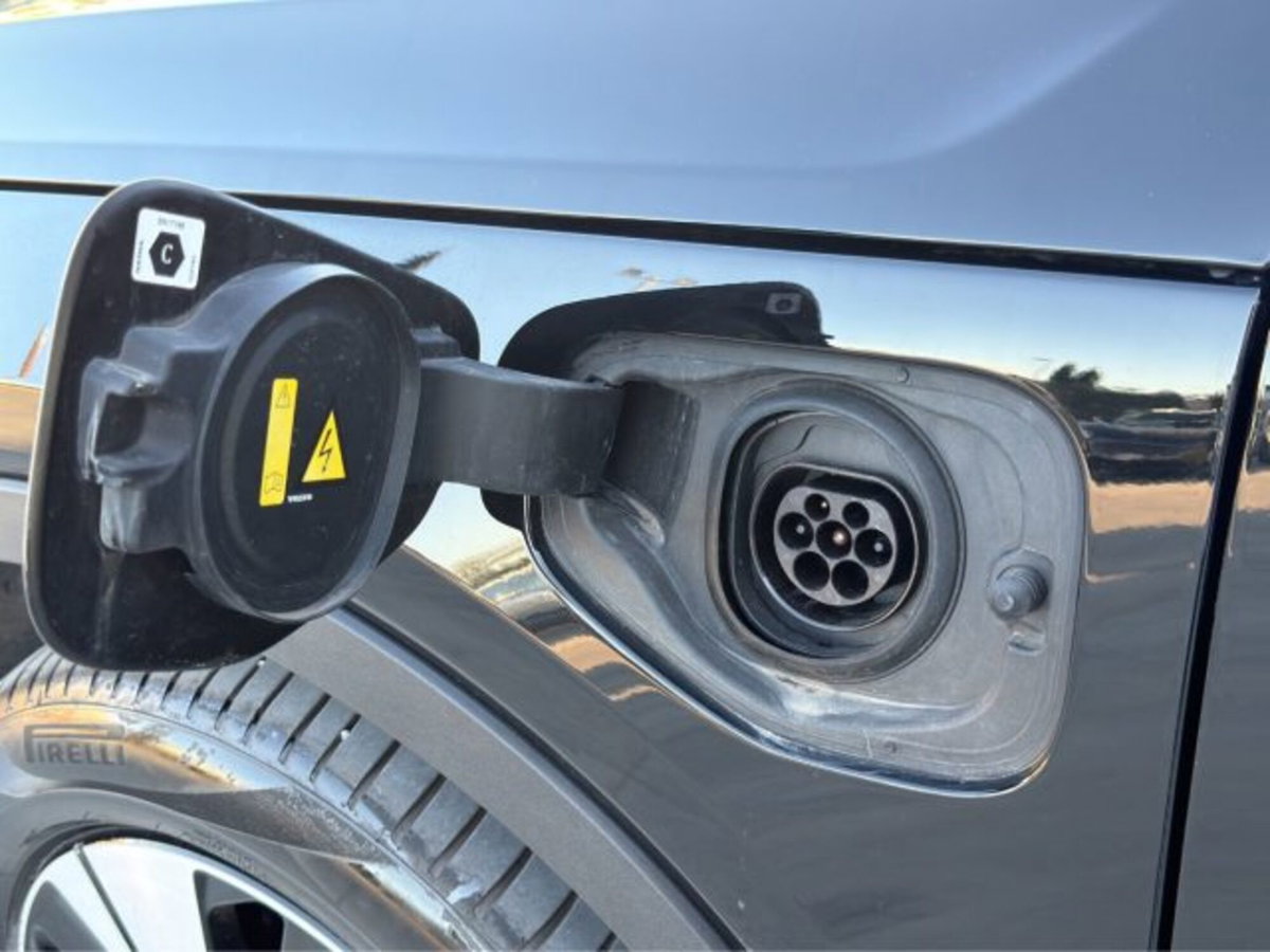 Volvo XC40 T5 Recharge Plug-in Hybrid automatico Core (16)