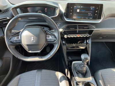 Peugeot 208 1.2 puretech Active s&s 100cv (10)