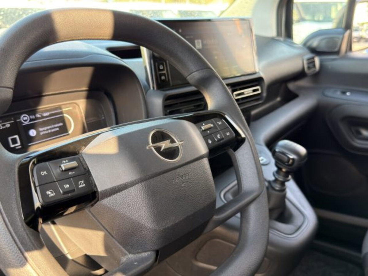 Opel Combo Furgone Cargo XL 1.5 Diesel 130CV PL 950kg Edition (11)