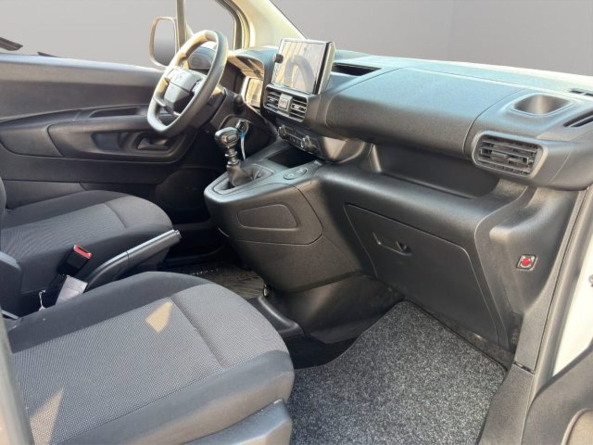 Opel Combo Furgone Cargo XL 1.5 Diesel 130CV PL 950kg Edition (9)