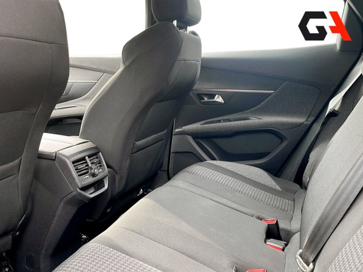 Peugeot 3008 BlueHDi 130 S&S EAT8 Active Pack (19)