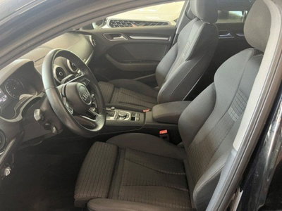 Audi A3 Sportback 40 TFSI quattro S tronic Admired (8)