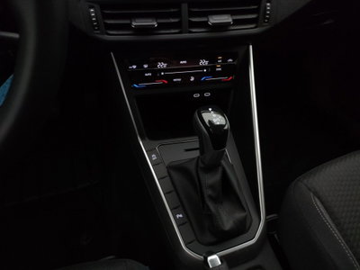 Volkswagen Polo 1.0 tsi Edition 95cv dsg (13)