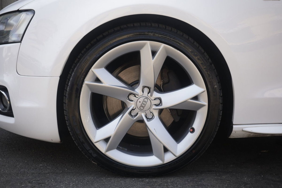 Audi A5 Cabrio 3.0 V6 TDI F.AP. quattro S tr. (5)