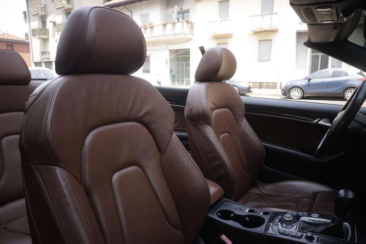 Audi A5 Cabrio 3.0 V6 TDI F.AP. quattro S tr. (6)