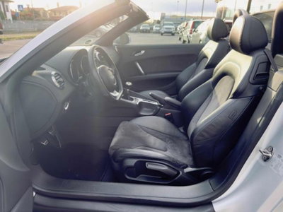 Audi TT Cabrio 2.0 TFSI (11)