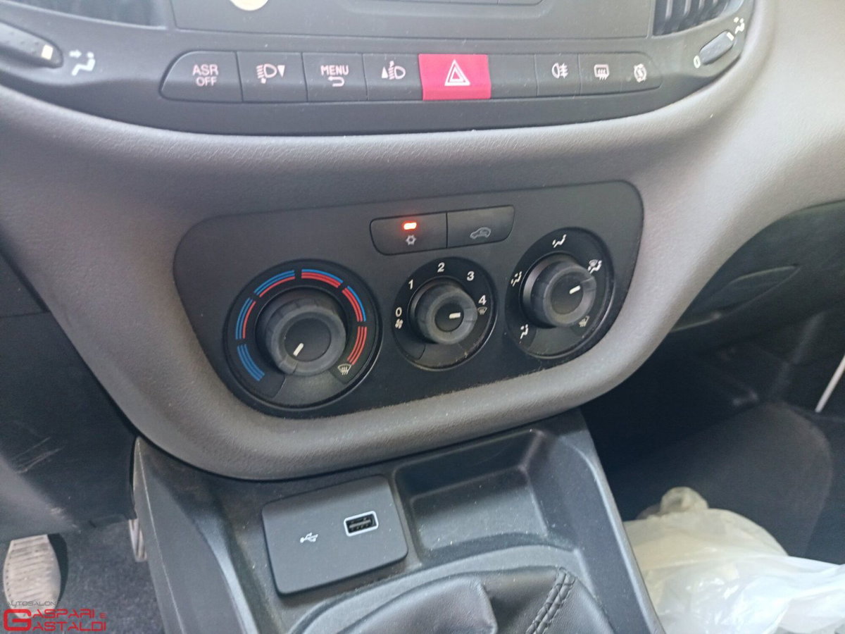Fiat Doblò cargo combi N1 1.6 mjt 120cv CH1 Easy S&S (13)
