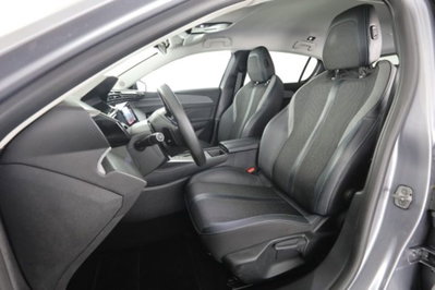Peugeot 308 PureTech Turbo 130 S&S EAT8 Allure (2)
