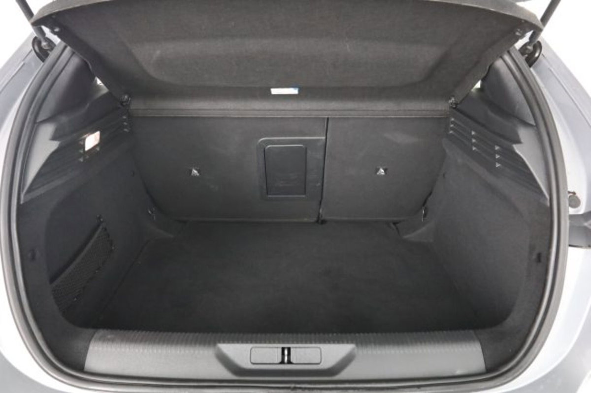 Peugeot 308 PureTech Turbo 130 S&S EAT8 Allure (6)