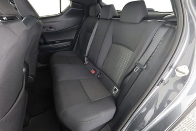 Toyota Toyota C-HR 2.0 Hybrid E-CVT Lounge (3)