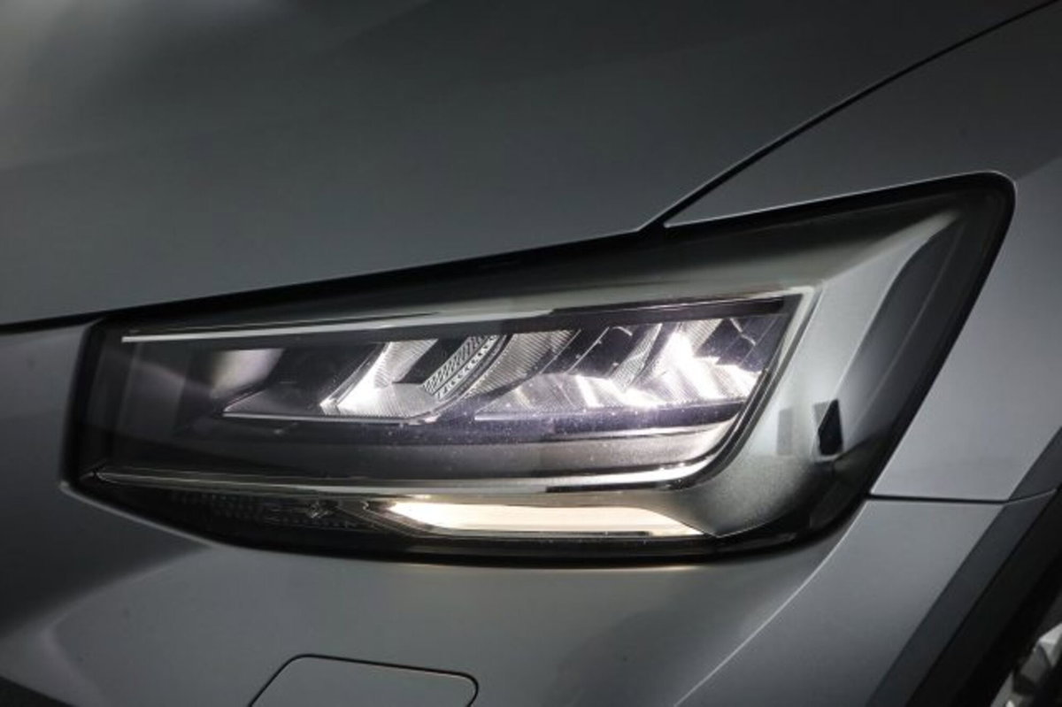 Audi Q2 Q2 30 TDI S tronic Business (9)