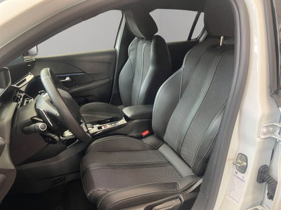 Peugeot 208 motore elettrico 136 CV 5 porte GT (11)