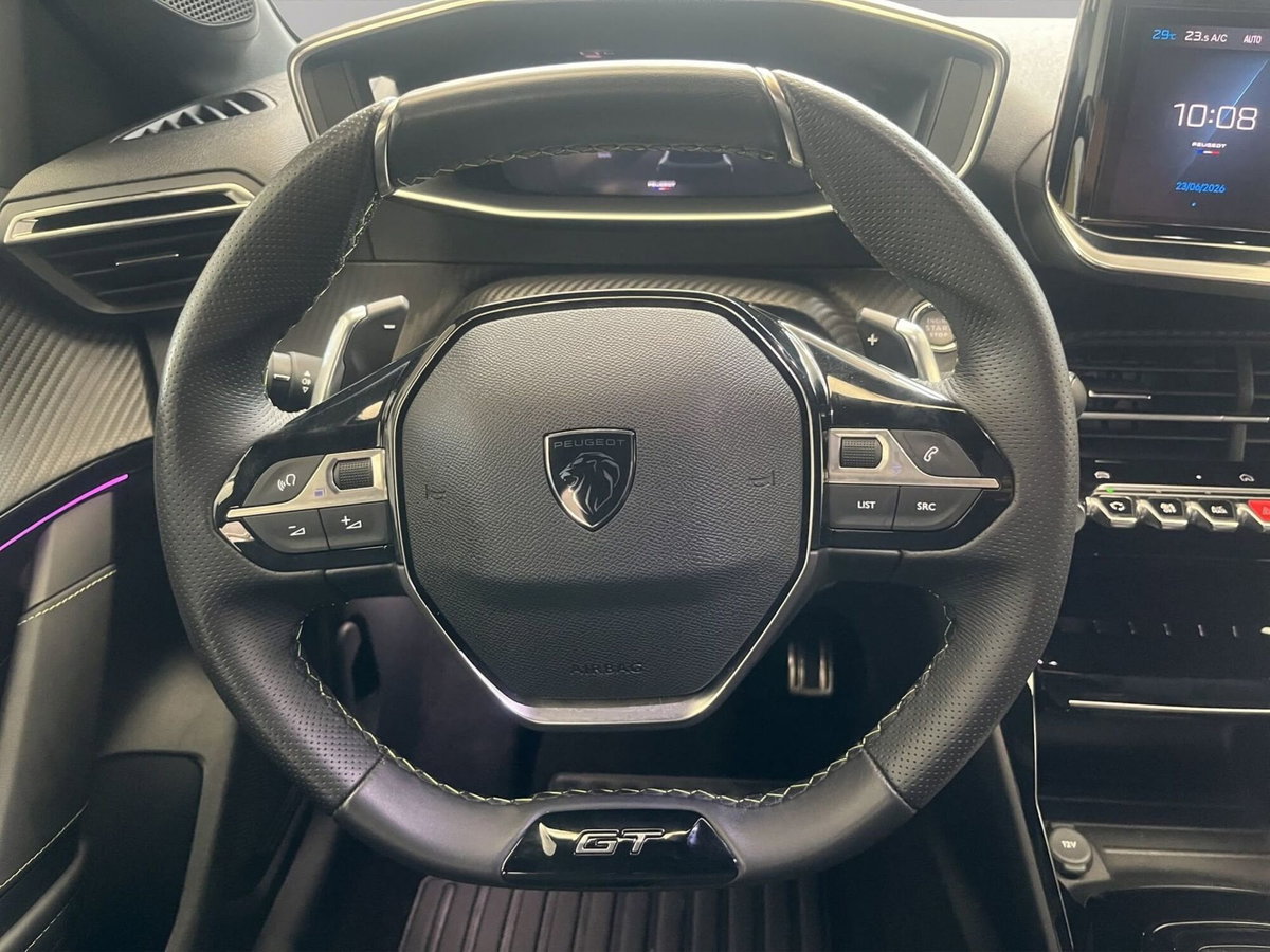 Peugeot 208 motore elettrico 136 CV 5 porte GT (13)
