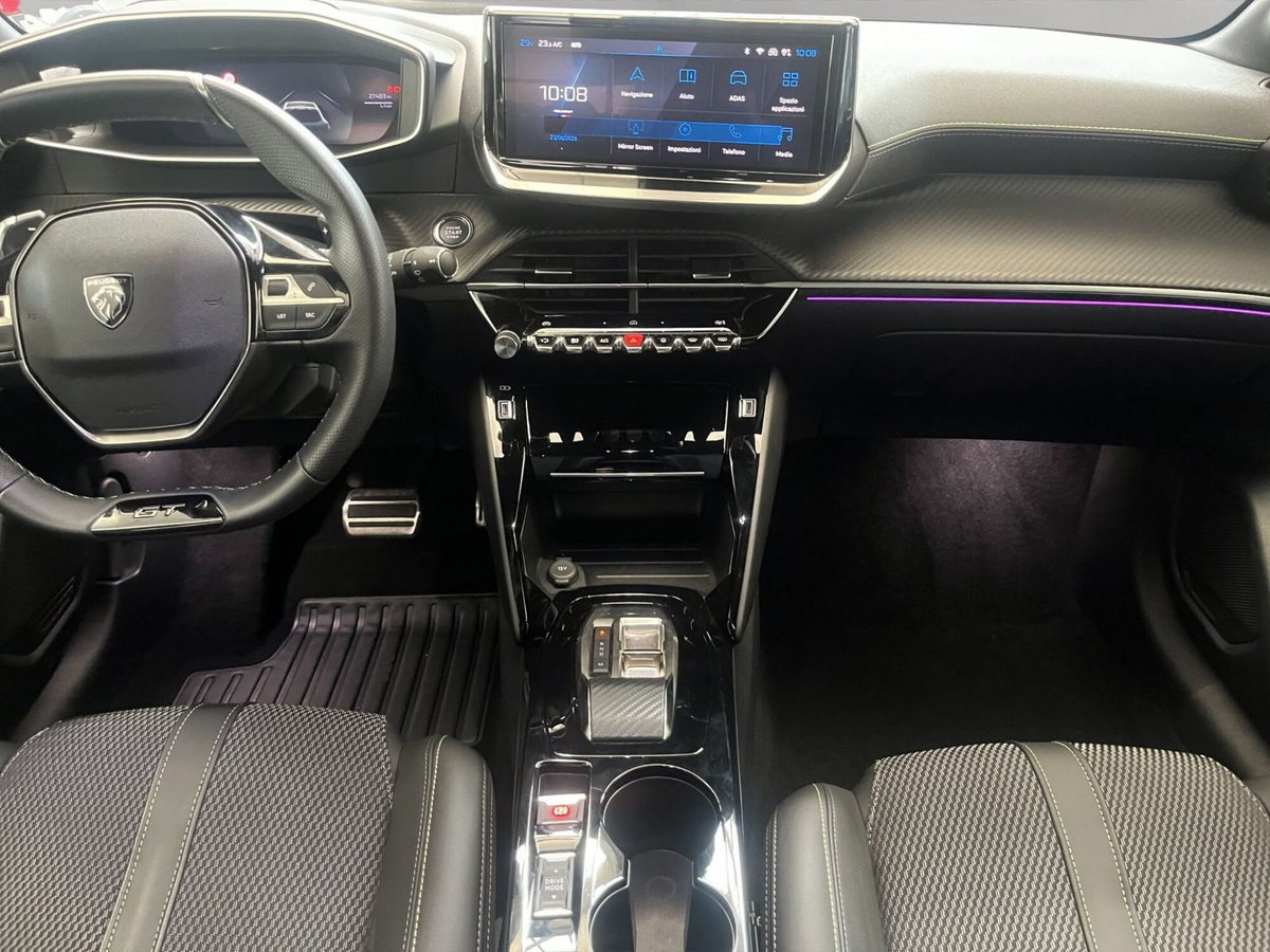 Peugeot 208 motore elettrico 136 CV 5 porte GT (16)
