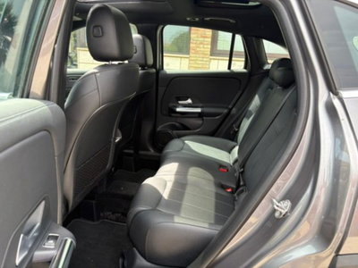 Mercedes-Benz GLA SUV 220 d Automatic Sport Plus (9)