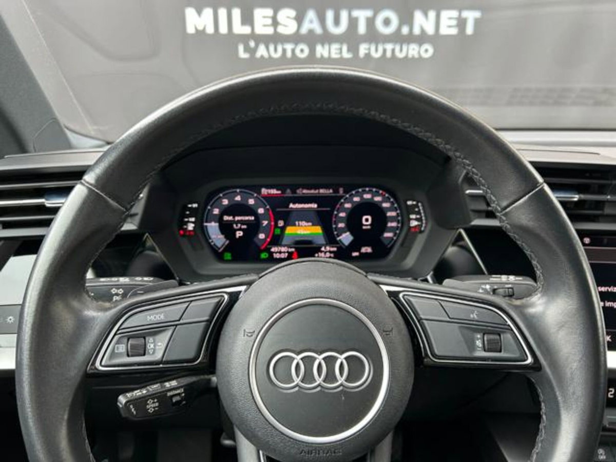 Audi A3 Sportback 30 g-tron S tronic Business (8)