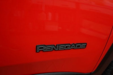 Jeep Renegade 1.5 Turbo T4 MHEV Limited (20)