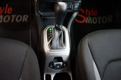 Jeep Renegade 1.5 Turbo T4 MHEV Limited (8)