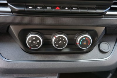 Renault Trafic Furgone T27 2.0 dCi 110CV PC-TN Furgone Ice Plus (10)