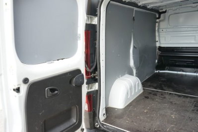 Renault Trafic Furgone T27 2.0 dCi 110CV PC-TN Furgone Ice Plus (18)