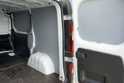 Renault Trafic Furgone T27 2.0 dCi 110CV PC-TN Furgone Ice Plus (19)