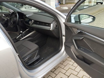 Audi A3 Sportback 35 TFSI Business Advanced (13)