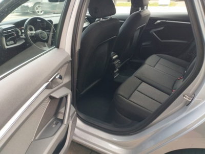 Audi A3 Sportback 35 TFSI Business Advanced (9)