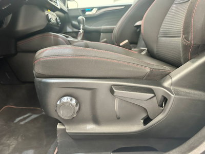 Ford Kuga 1.5 EcoBoost 150 CV 2WD ST-Line (13)