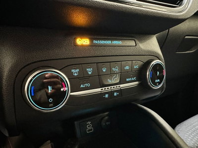 Ford Kuga 1.5 EcoBoost 150 CV 2WD ST-Line (8)