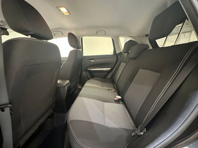 Suzuki Vitara 1.4 Hybrid Starview (14)