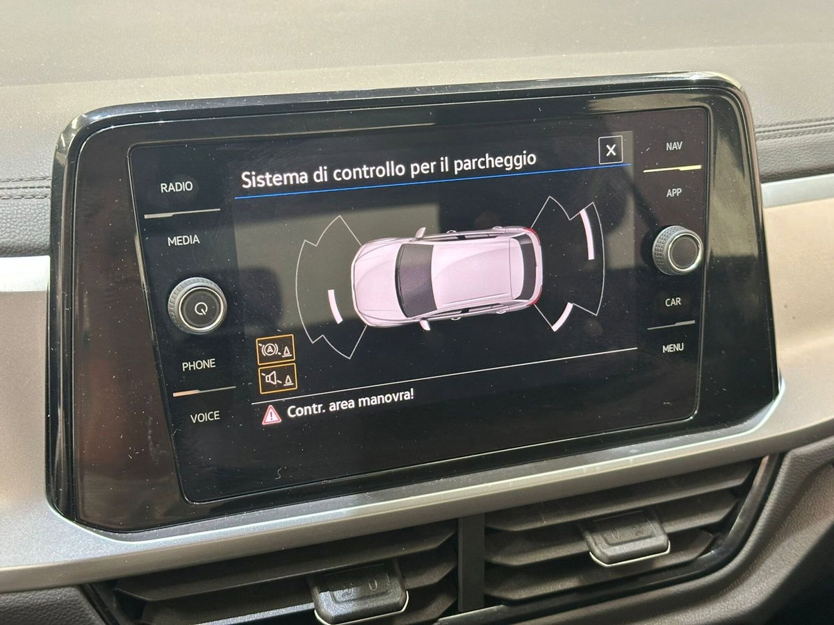 Volkswagen T-Roc 1.5 tsi Life dsg (10)
