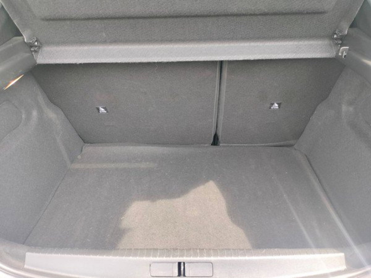 Peugeot 208 PureTech 100 Stop&Start 5 porte Allure (20)