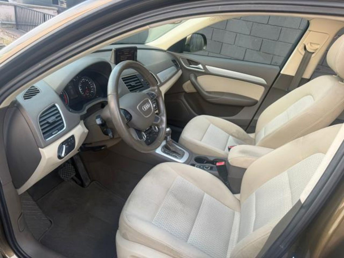 Audi Q3 2.0 TFSI 211CV quattro S tronic (13)