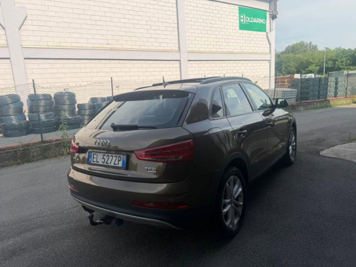 Audi Q3 2.0 TFSI 211CV quattro S tronic (5)