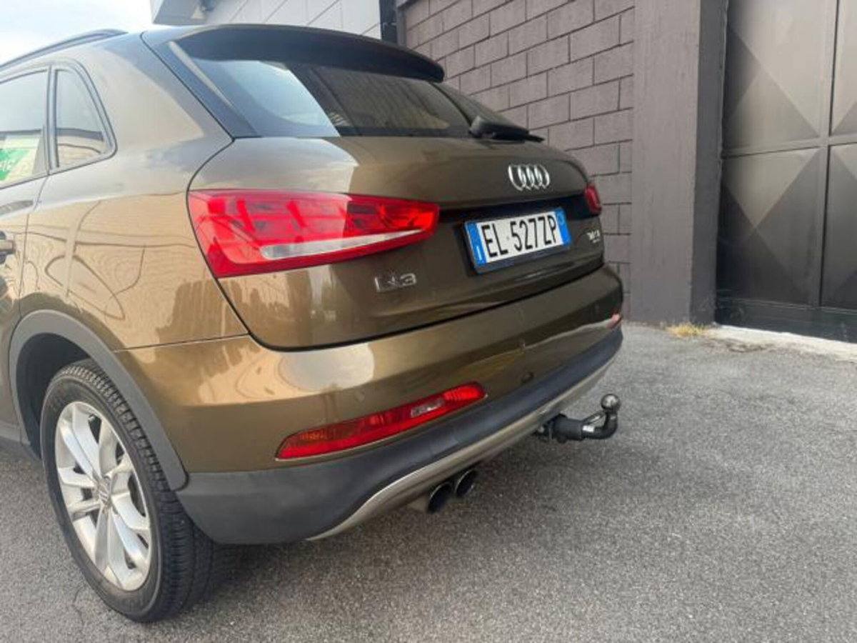 Audi Q3 2.0 TFSI 211CV quattro S tronic (6)