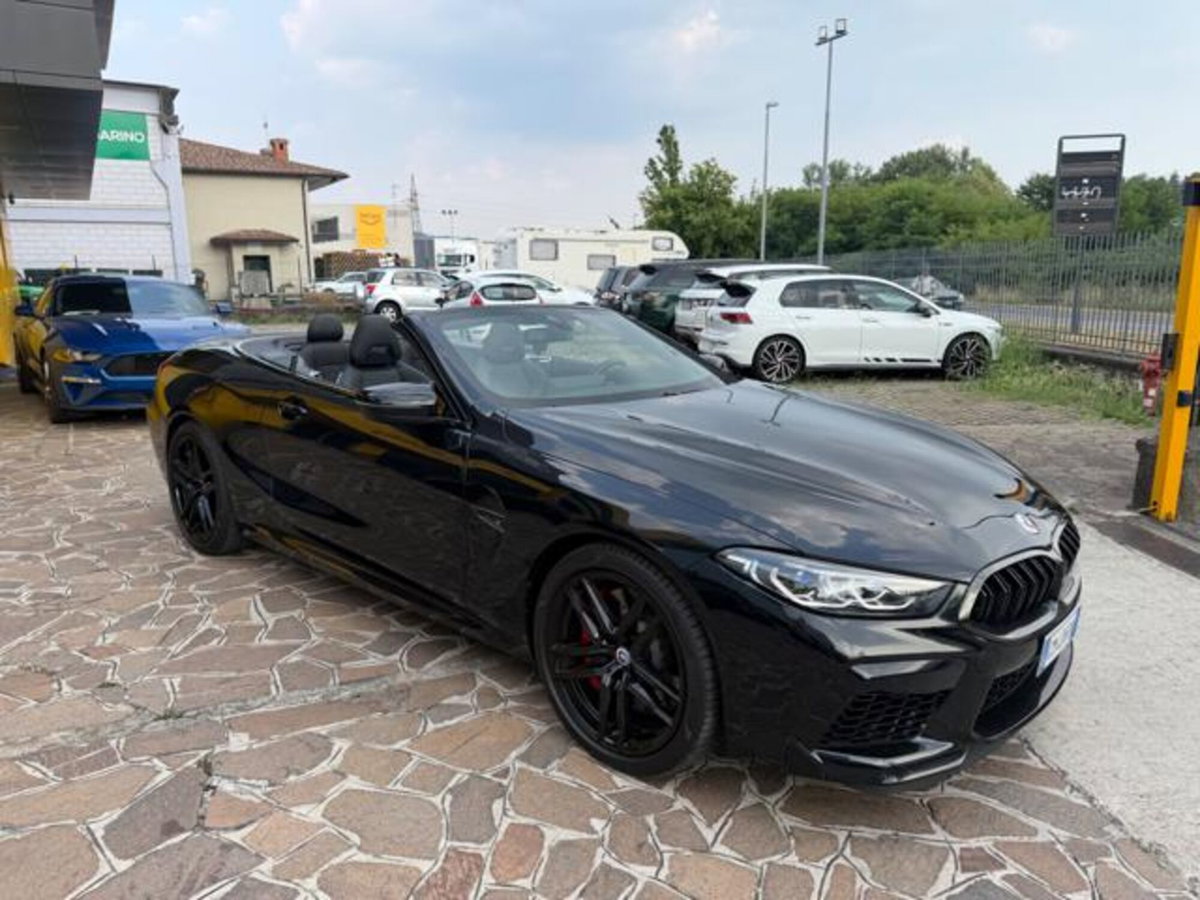 BMW Serie 8 Cabrio M8  Competition (2)