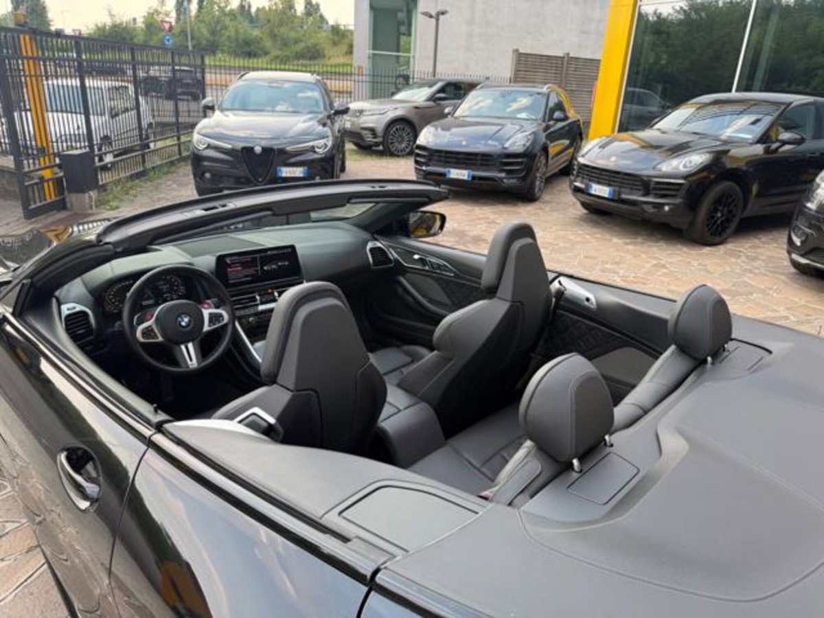 BMW Serie 8 Cabrio M8  Competition (9)